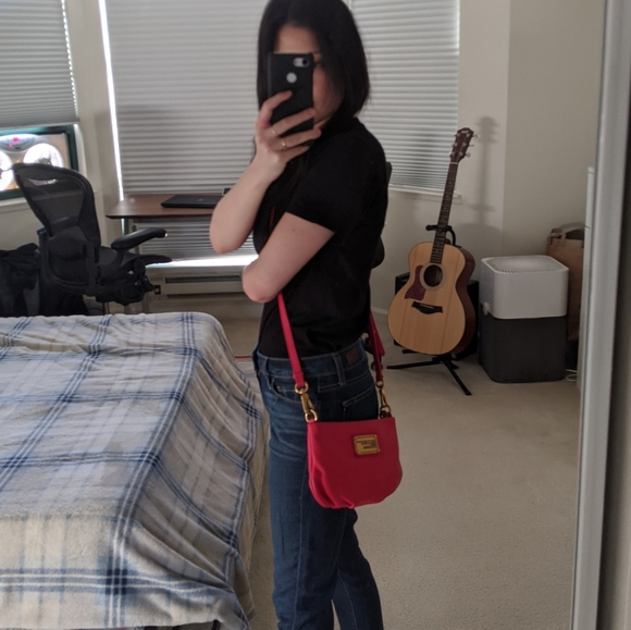 Marc by Marc Jacobs Red Crossbody Leather Bag - Picture 5 of 12